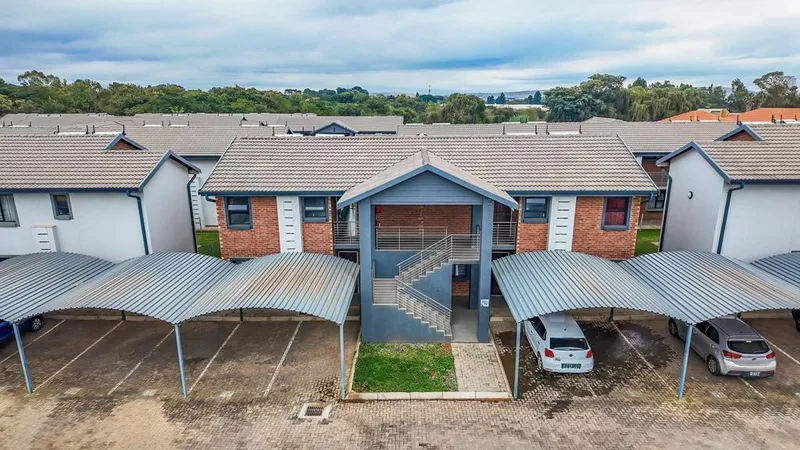 3 Bedroom Townhouse in Willow Park Manor