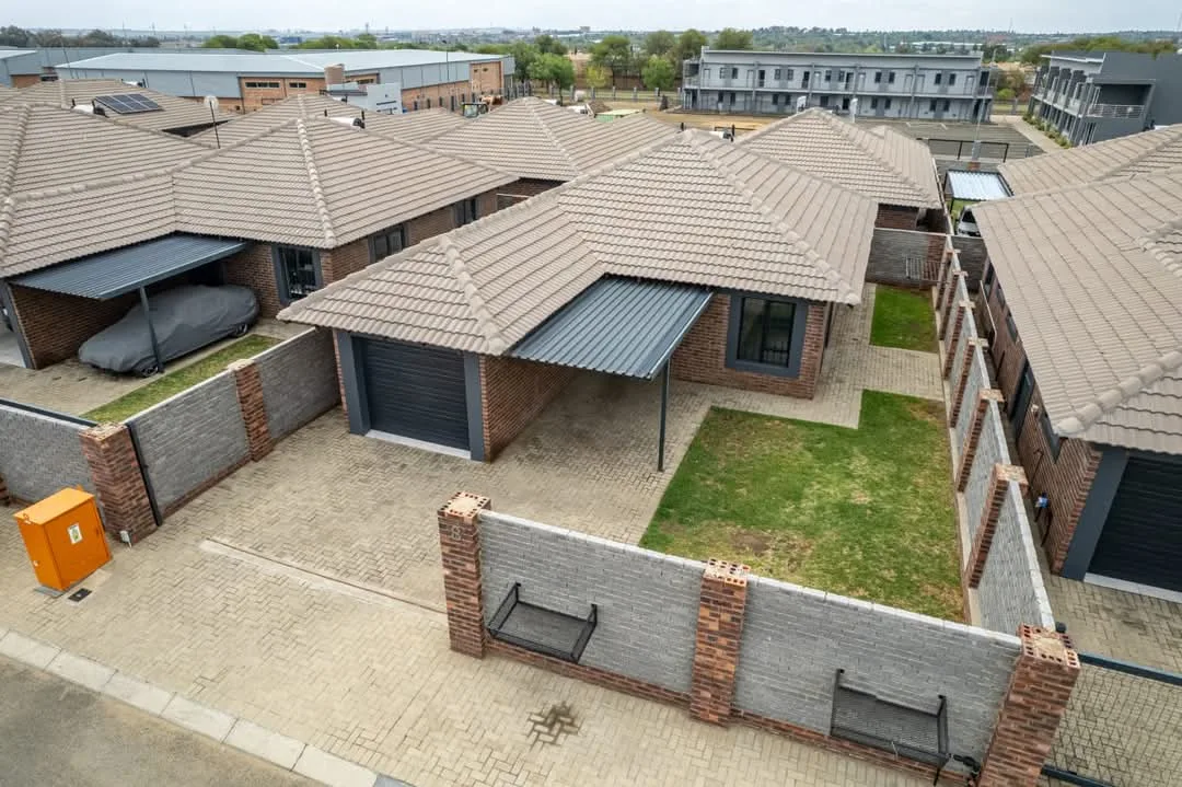 2 Bedroom House for sale in Secunda