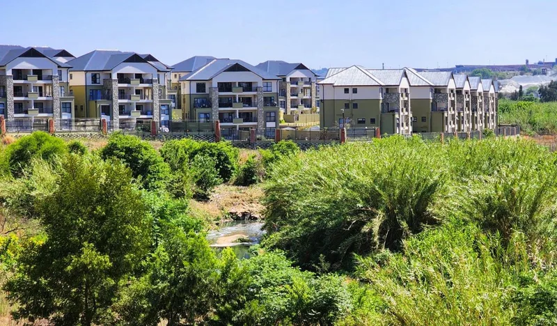 2 Bedroom Apartment / flat to rent in Waterfall