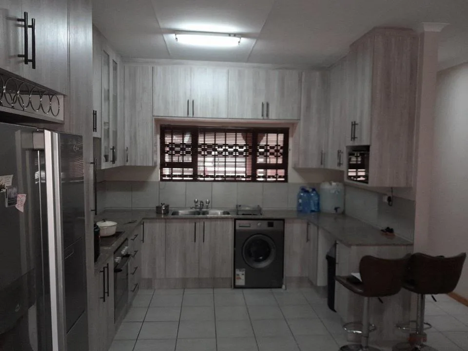 2 Bedroom House to rent in Nederlandpark