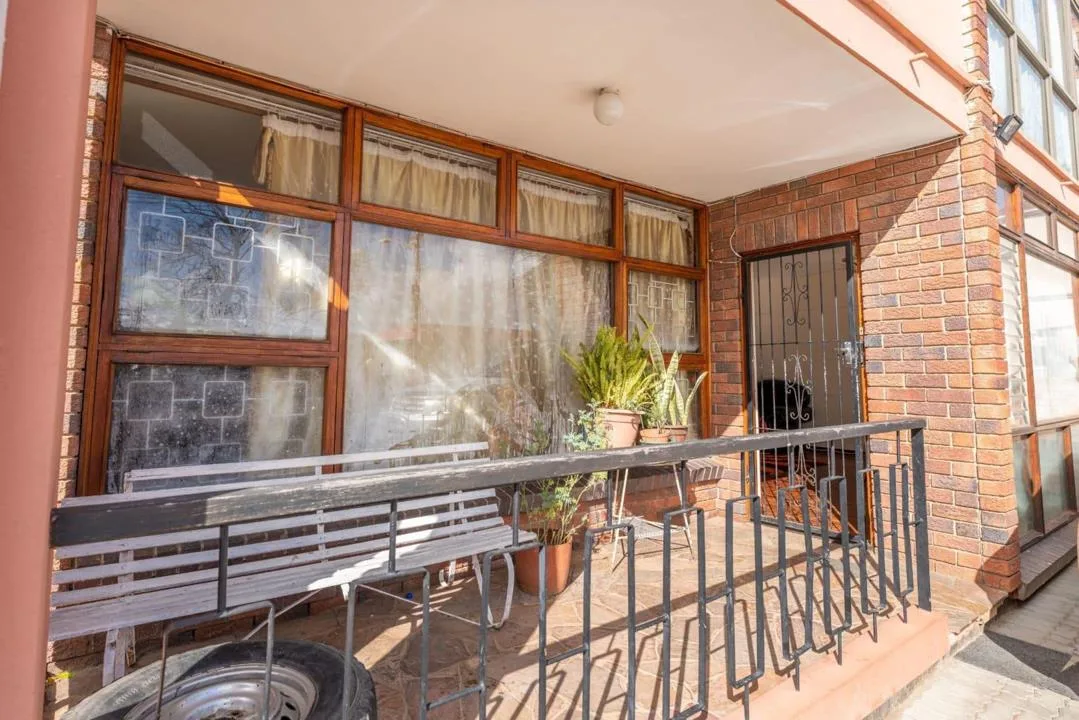 2 Bedroom Apartment / flat for sale in Sunnyside