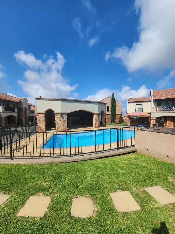 2 Bedroom Apartment / flat to rent in Bergbron