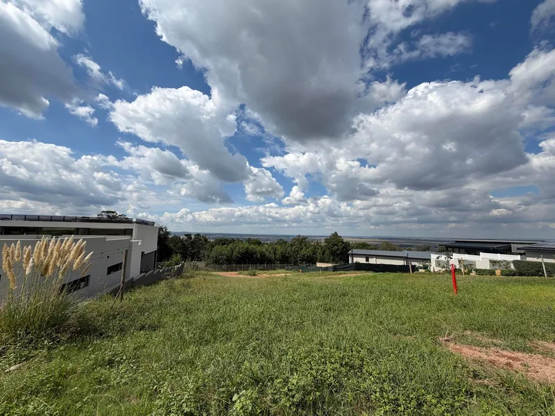 1 202 m² Land available in Eye of Africa Estate