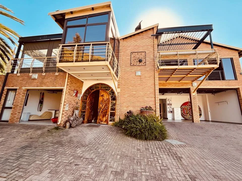4 Bedroom House for sale in Kungwini Country Estate