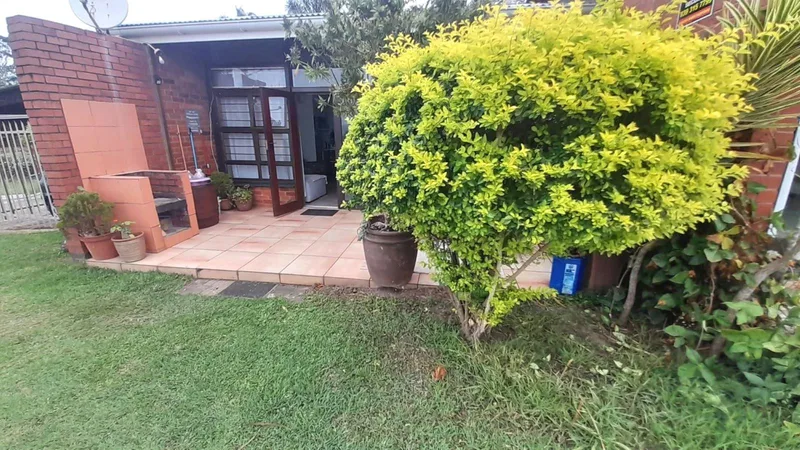 2 Bedroom Townhouse in Shelly Beach