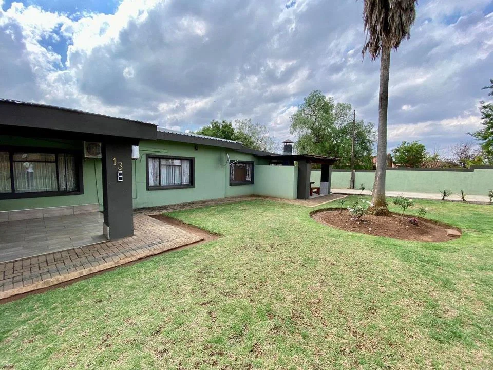 13 Bedroom Apartment / flat for sale in Lydenburg