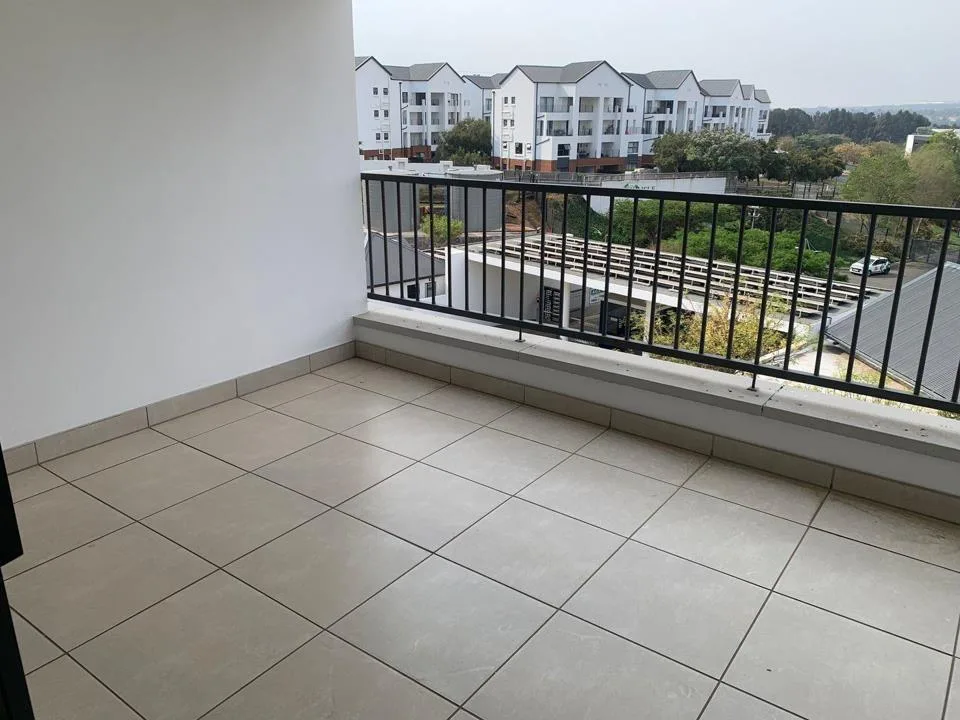 1 Bedroom Apartment / flat for sale in Greenstone Hill