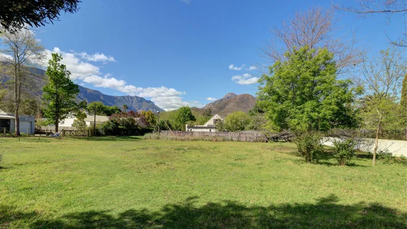 1 321 m² Land available in Greyton