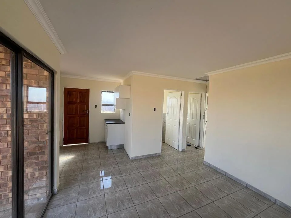 2 Bedroom House for sale in Balfour
