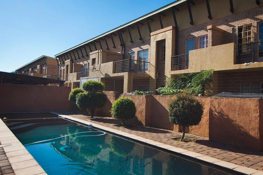 2 Bedroom Apartment / flat to rent in Lydenburg