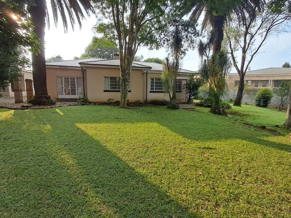 7 Bedroom House for sale in Piet Retief