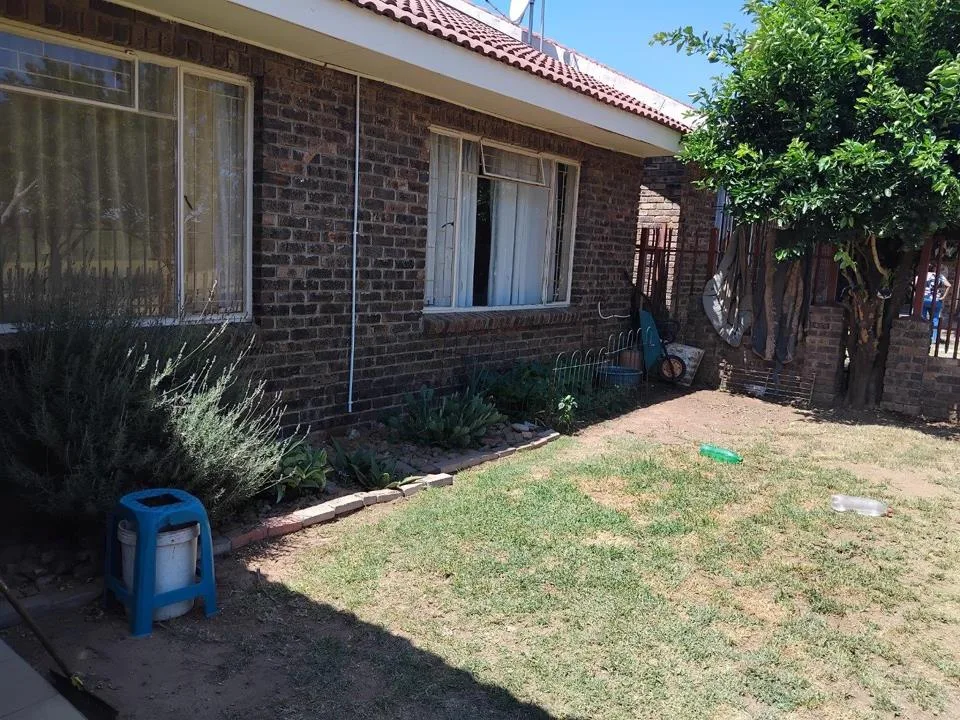 2 Bedroom Apartment / flat for sale in Vredefort