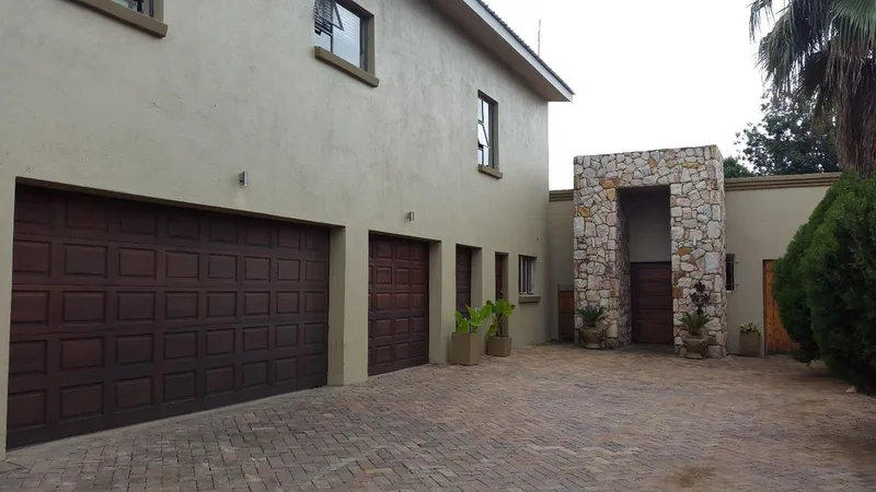 5 Bedroom House for sale in Potchefstroom Central