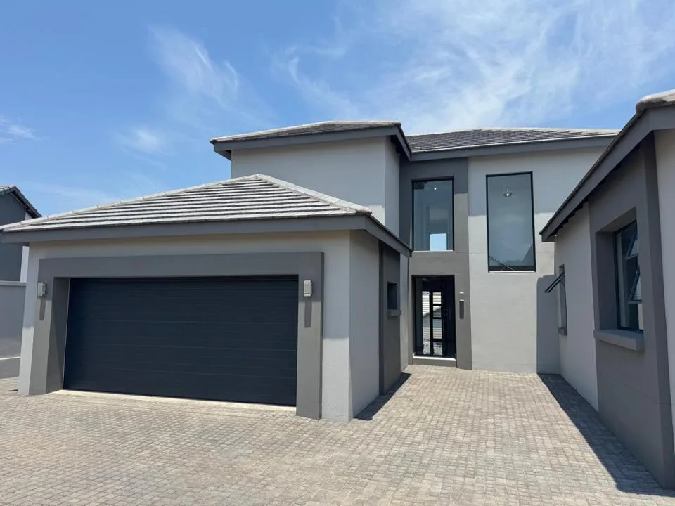 4 Bedroom House for sale in Elawini Lifestyle Estate