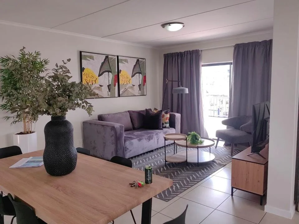 3 Bedroom Apartment / flat for sale in Greenstone Hill