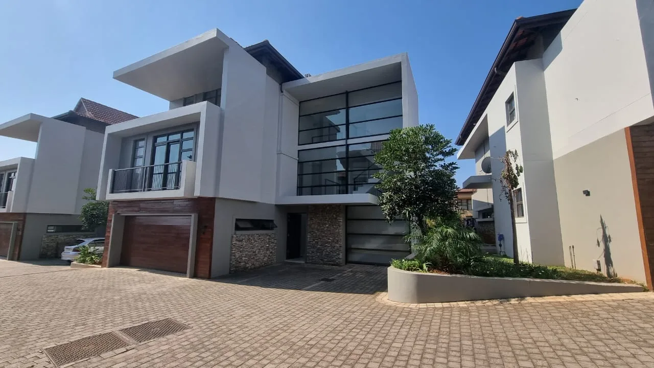 4 Bedroom Townhouse to rent in Izinga