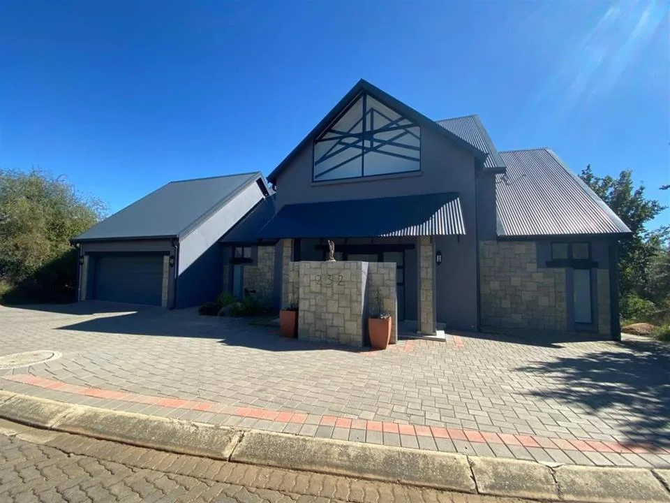 3 Bedroom House for sale in Vaal de Grace Golf Estate