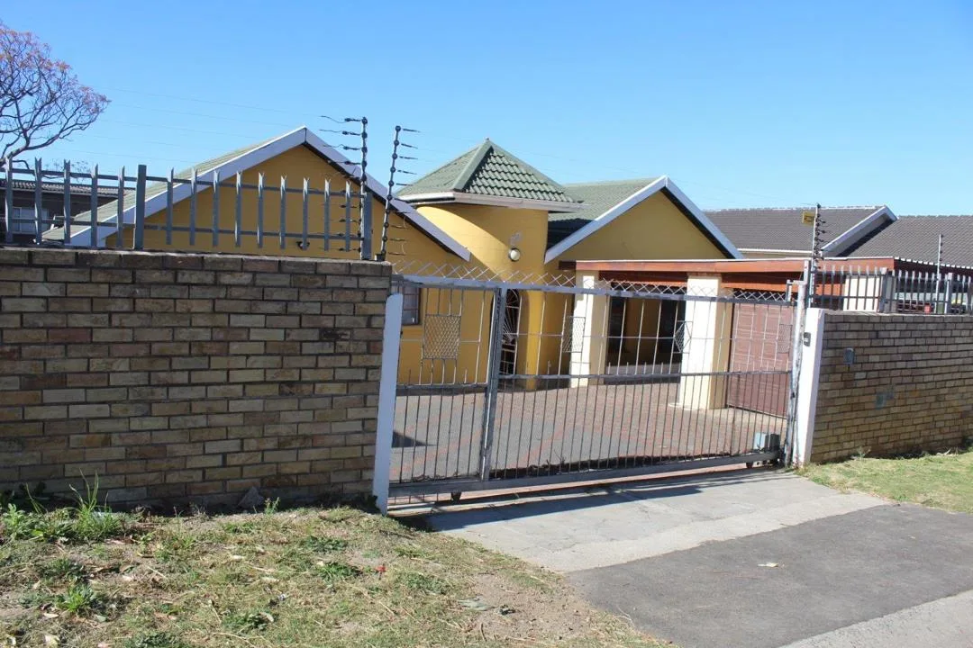 4 Bedroom House for sale in Braelyn