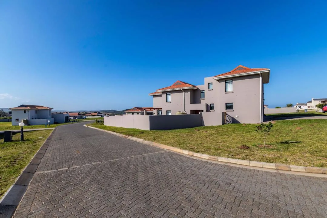4 Bedroom House for sale in Kidds Beach
