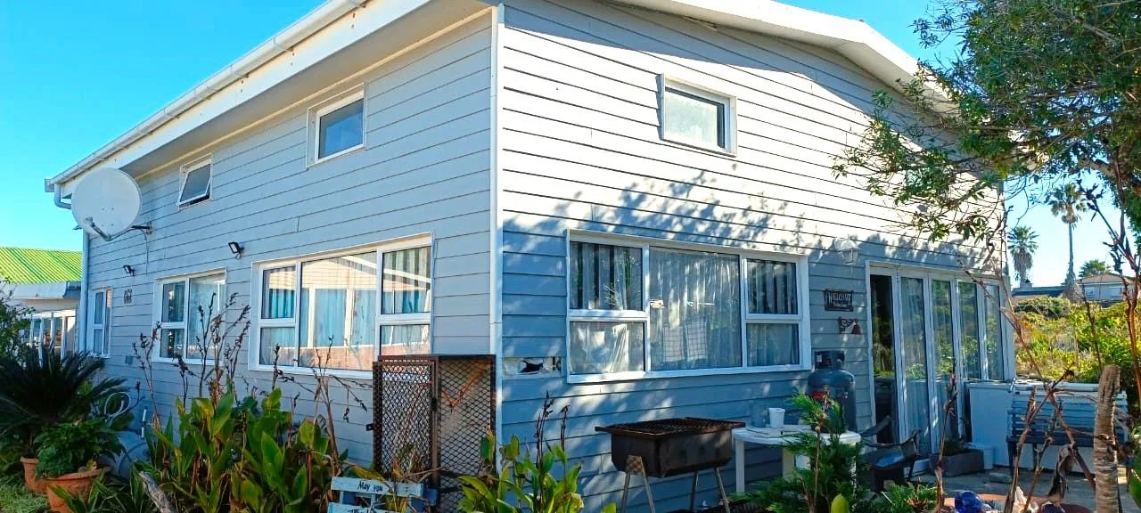 3 Bedroom House for sale in Uilenkraalsmond