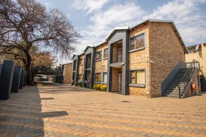 3 Bedroom Apartment / flat to rent in Die Bult