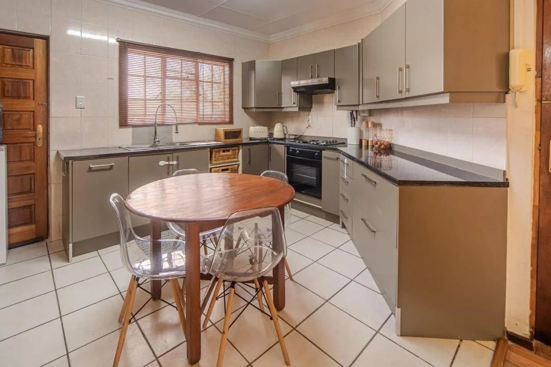 2 Bedroom Townhouse to rent in Standerton Central