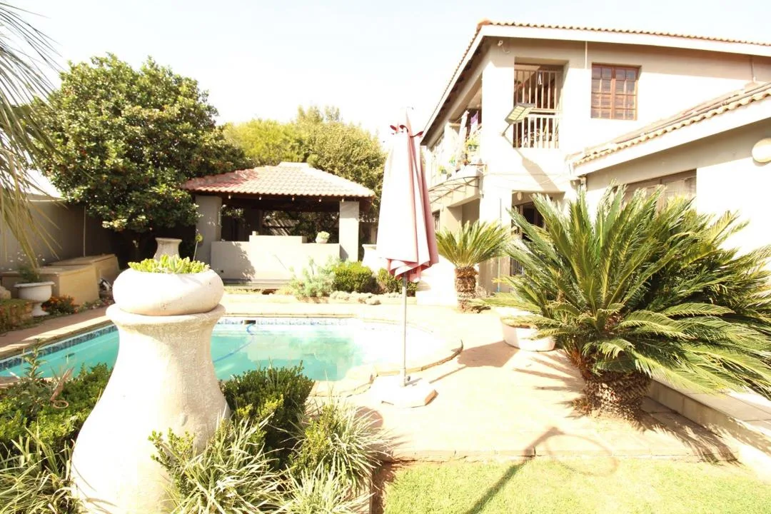 5 Bedroom House for sale in Kriel