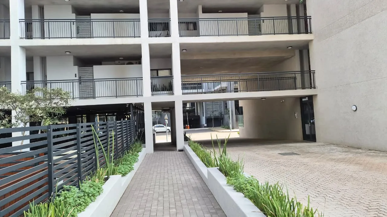 2 Bedroom Apartment / flat to rent in Umhlanga Ridge