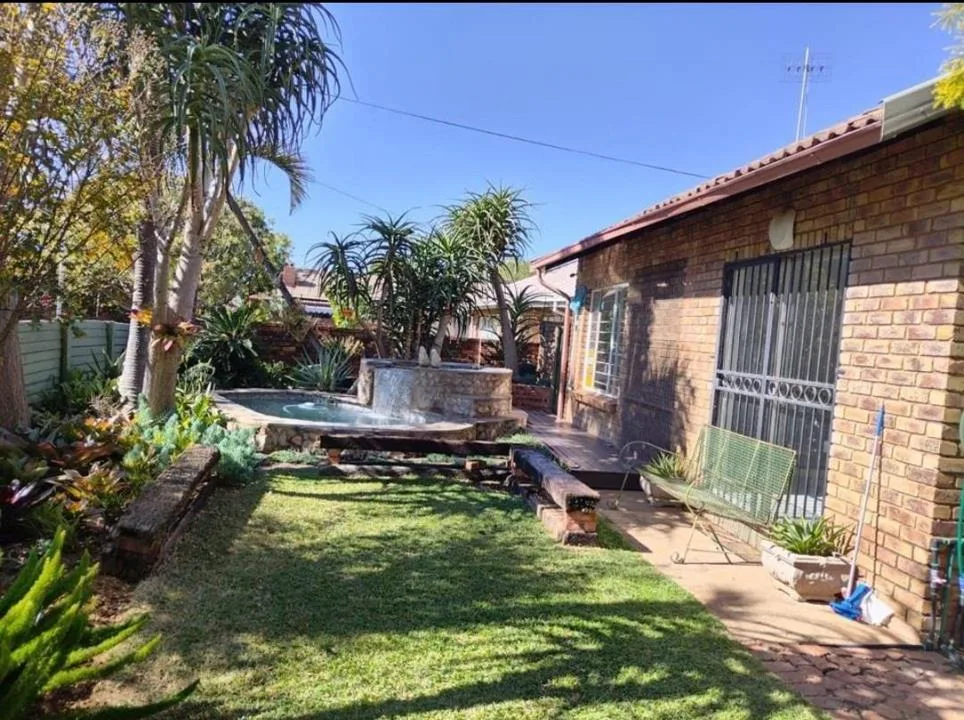 2 Bedroom House to rent in Theresapark