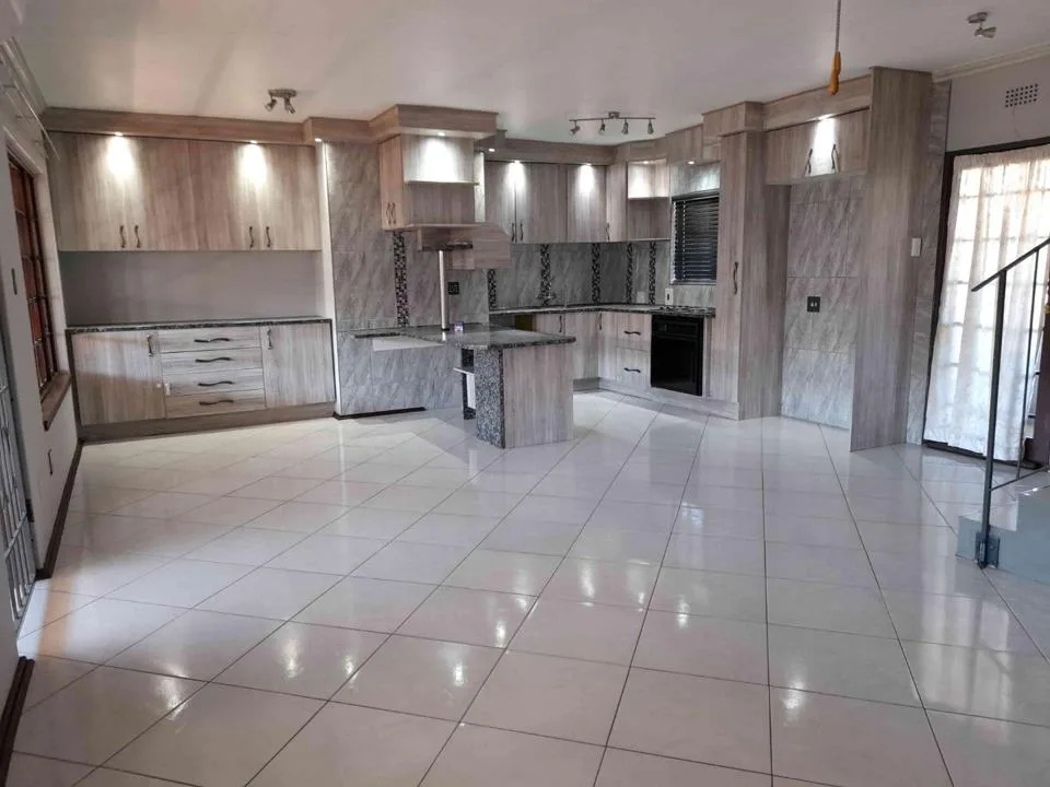 2 Bedroom Apartment / flat for sale in Ormonde