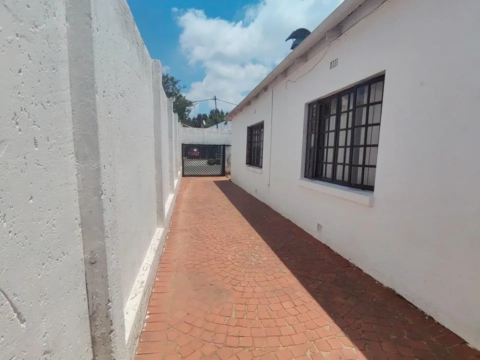 15 Bedroom House for sale in Westdene