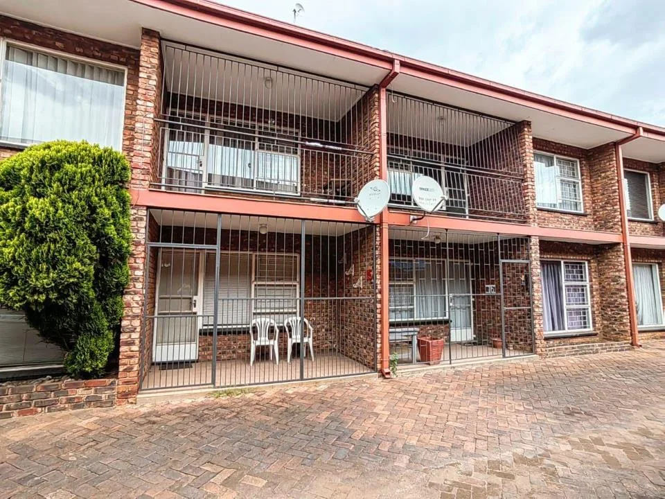 3 Bedroom Apartment / flat for sale in Miederpark