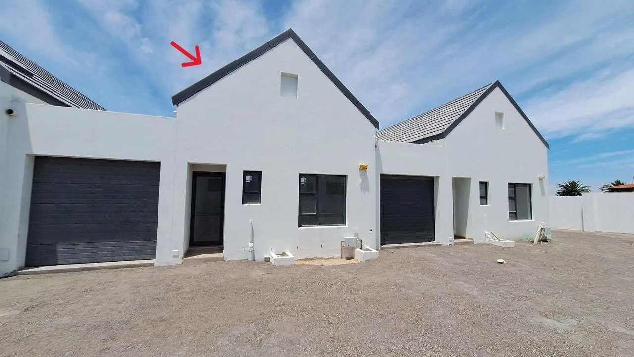 2 Bedroom Townhouse for sale in Velddrif