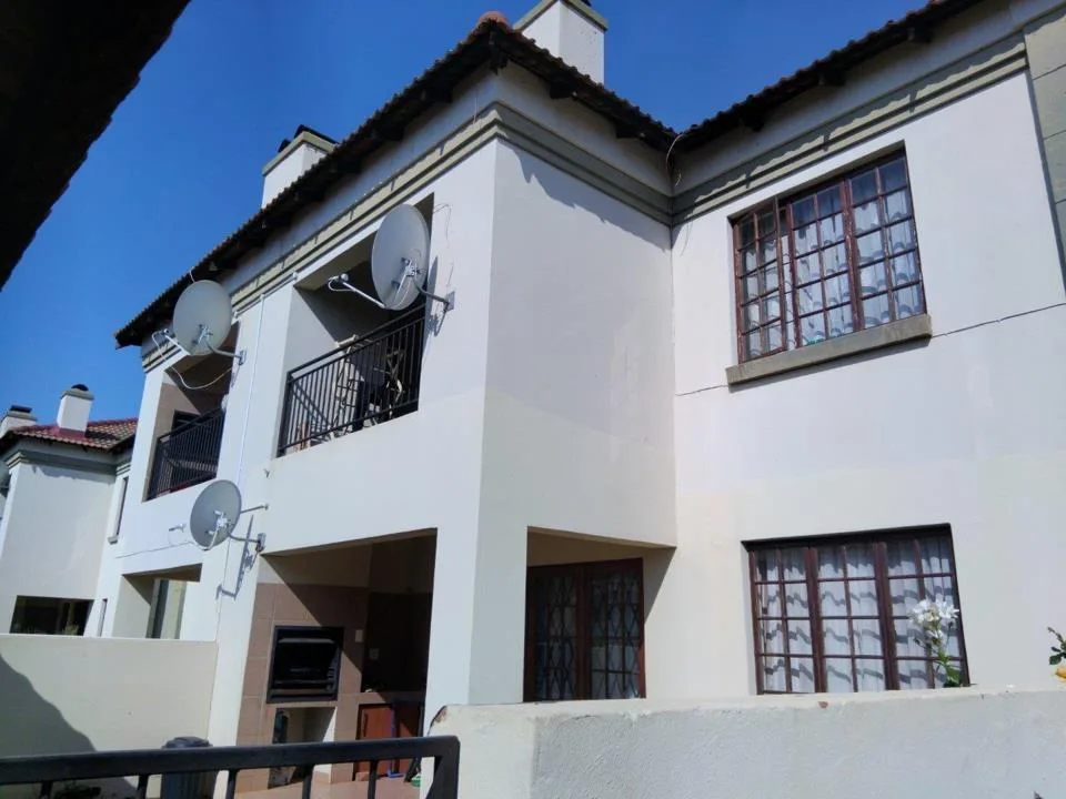 2 Bedroom Townhouse for sale in Heatherview