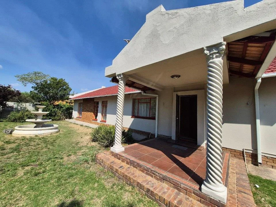 4 Bedroom House for sale in Secunda