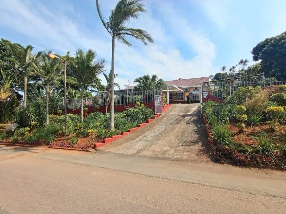 4 Bedroom House for sale in Stanger Manor