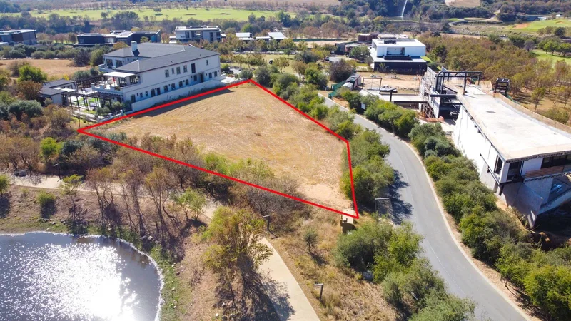 2 336 m² Land available in Steyn City