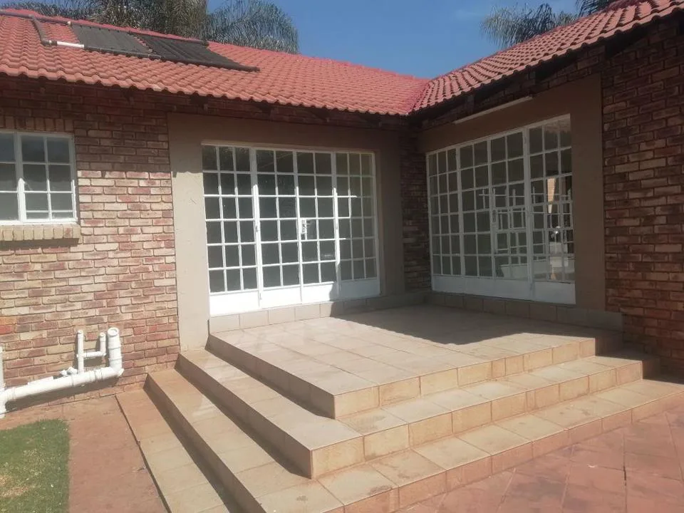 3 Bedroom House to rent in Eldo Manor
