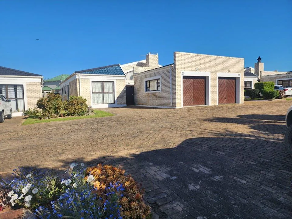 3 Bedroom Apartment / flat for sale in Jeffreys Bay Central