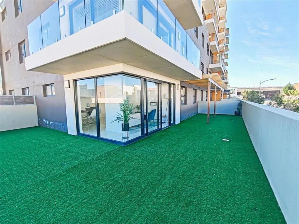 2 Bedroom Apartment / flat for sale in Cape Town City Centre