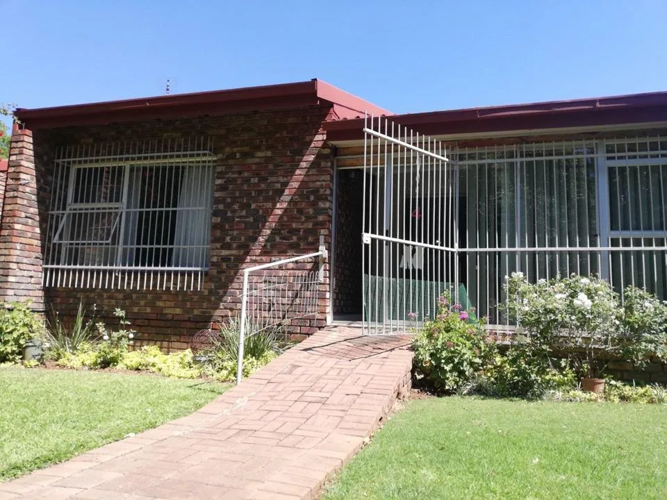 2 Bedroom House for sale in Klerksdorp Rural
