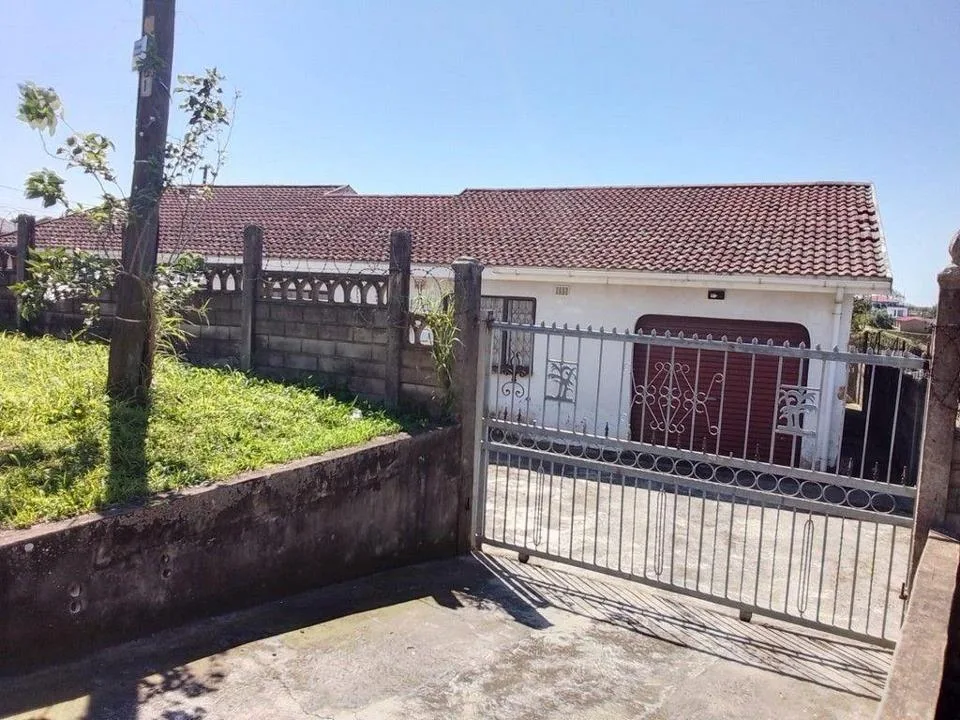 4 Bedroom House for sale in Umlazi K