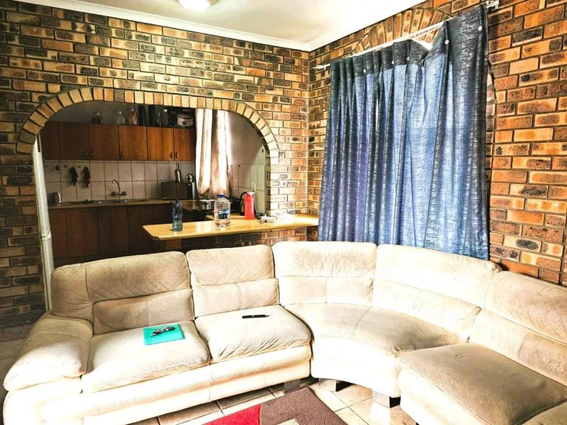 2 Bedroom Apartment / flat for sale in Trichardt