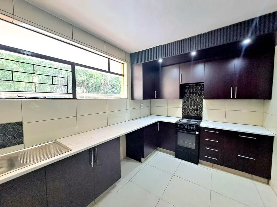 2 Bedroom Townhouse for sale in Three Rivers