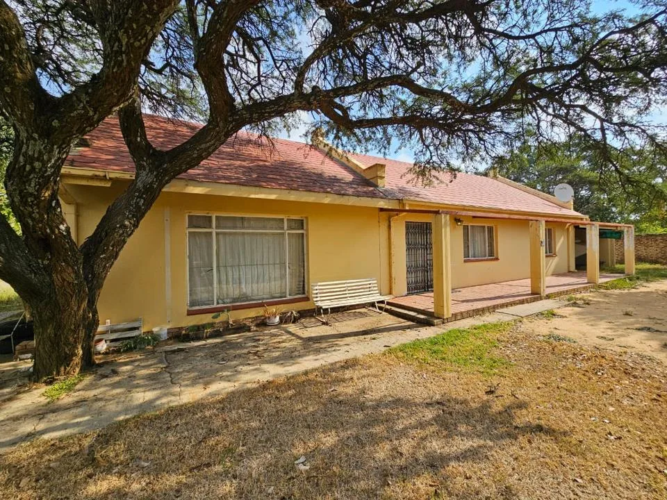 3 Bedroom House for sale in Hoopstad