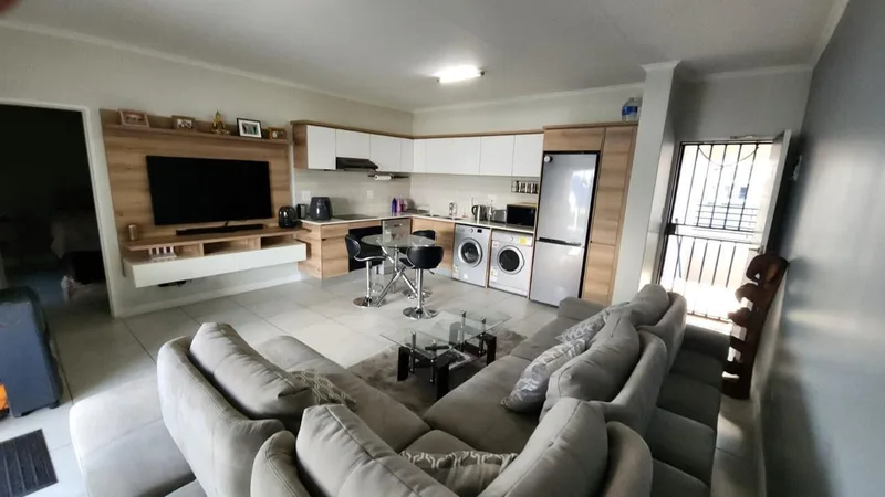 1 Bedroom Apartment / flat to rent in Waterfall