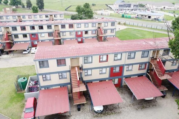 Apartment / flat to rent in Madadeni J