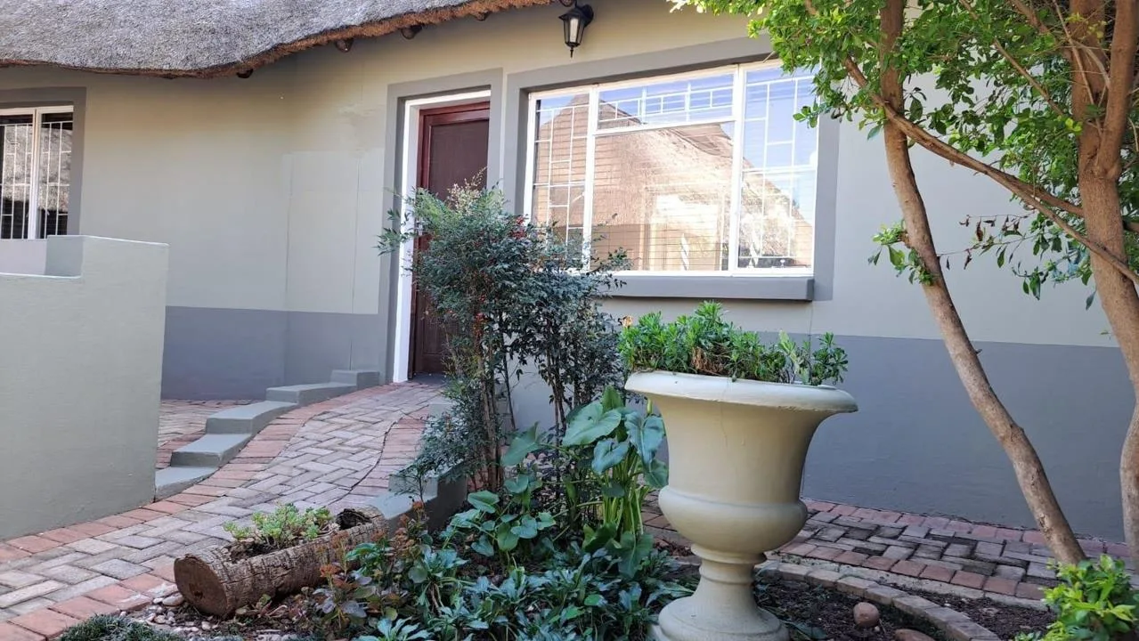 3 Bedroom House for sale in Rietfontein