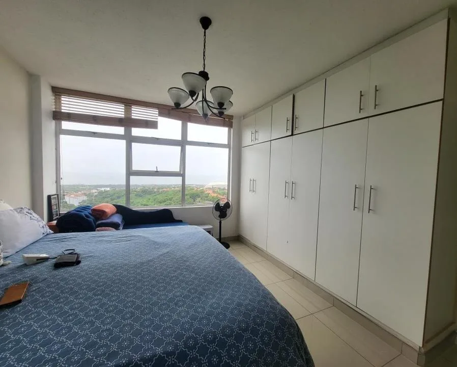 3 Bedroom Apartment / flat to rent in Morningside