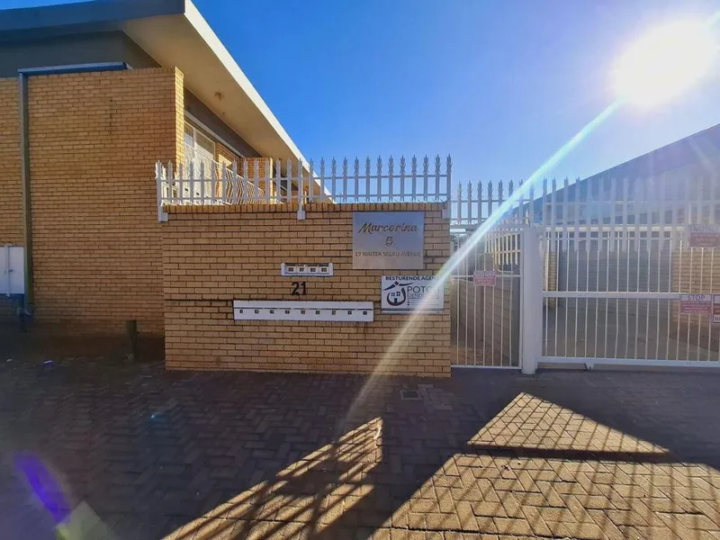 2 Bedroom Townhouse for sale in Potchefstroom Central